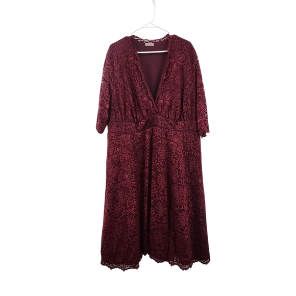 Kiyonna Women's Nylon Stretch Lace Long Sleeves Cocktail Midi Dress - 4X - Picture 1 of 7